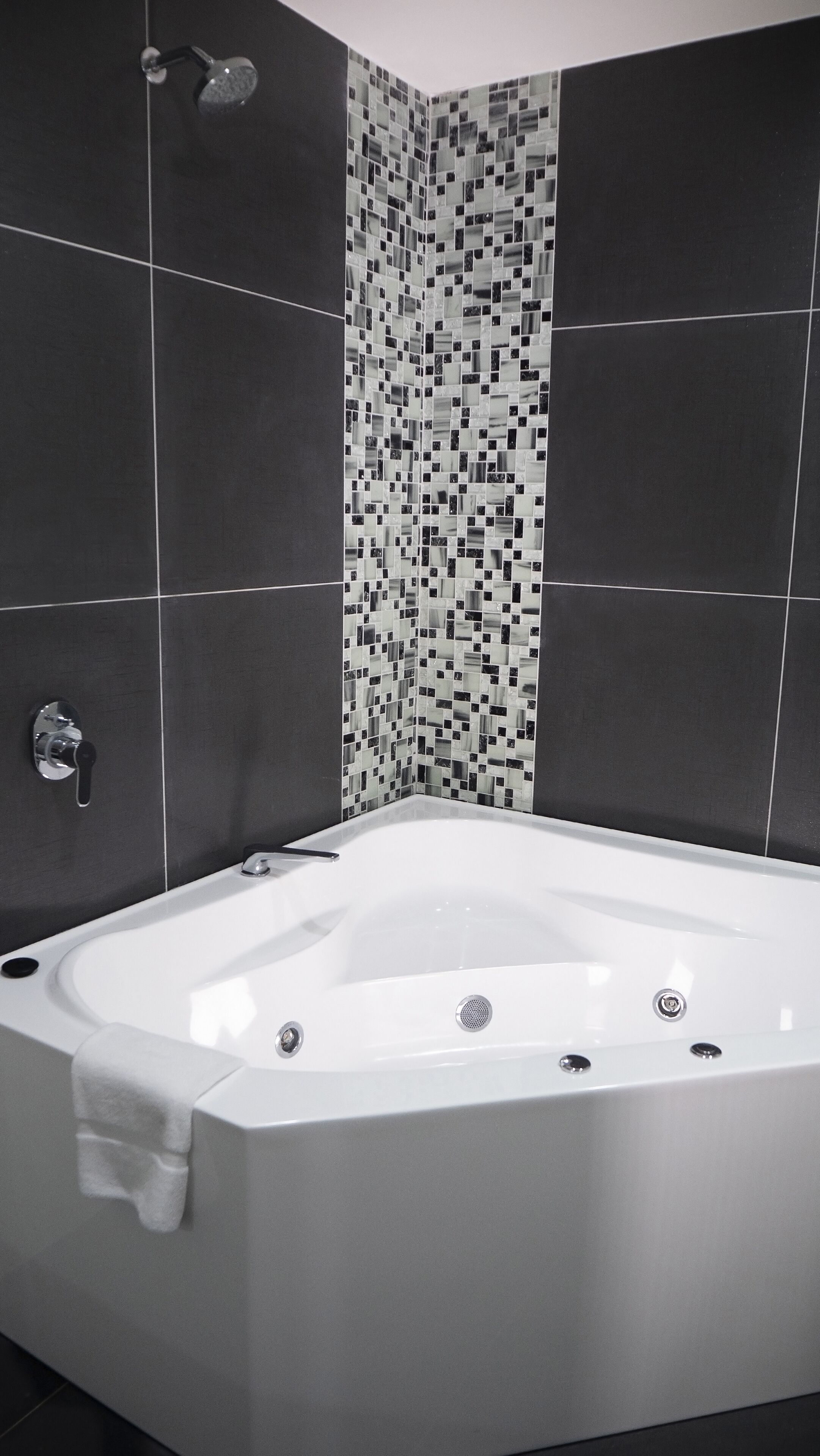 Photo - Carnmore Hotel Takapuna