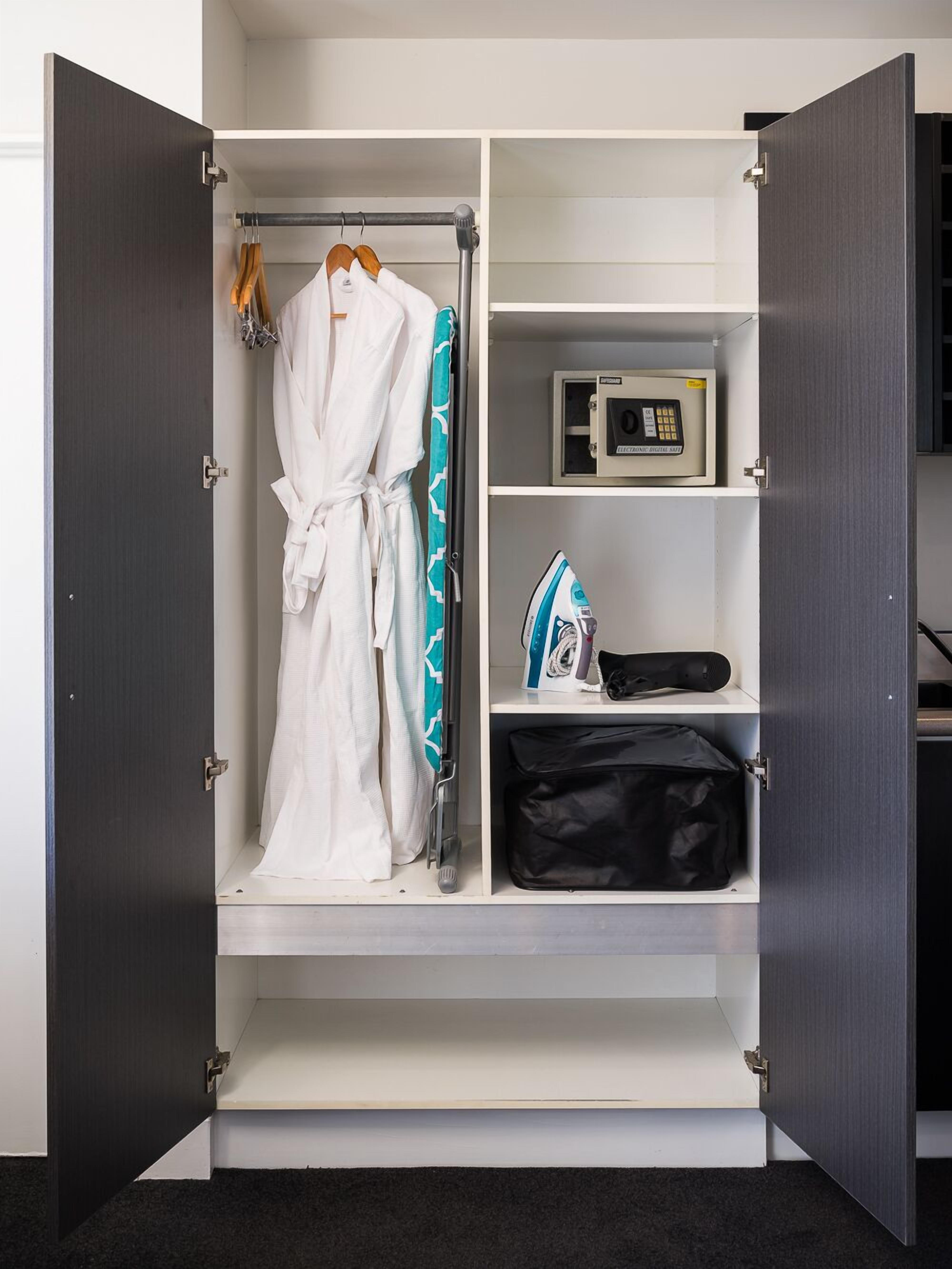 Photo - Carnmore Hotel Takapuna