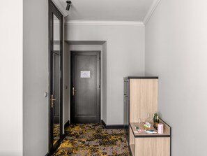 Literie de qualité, couette en duvet, minibar, décor unique