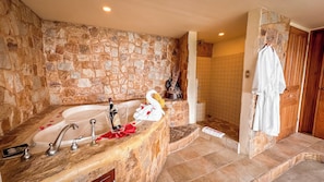 Bathroom - Issimo Suites Boutique Hotel & Spa - Adults Only (Quepos)
