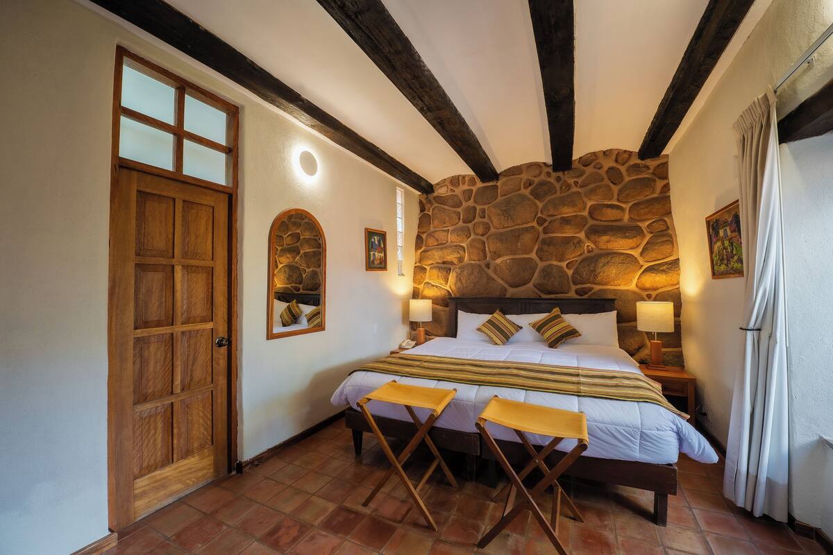 Double Room, 1 Double or 2 Single Beds