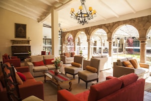 Sala de estar en el lobby