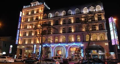 Grand Boss Hotel