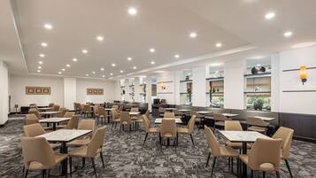 Lounas ja illallinen