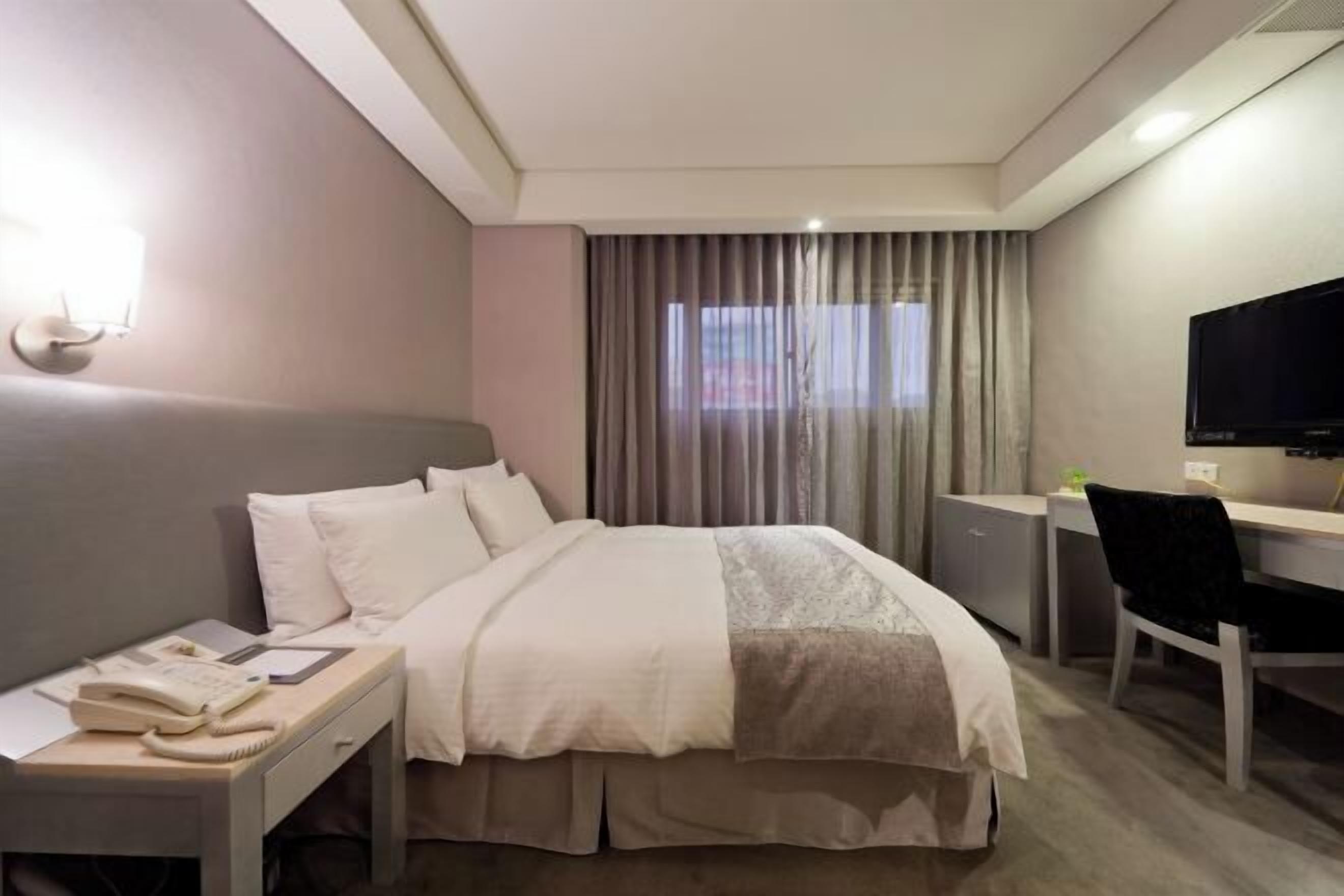 羽絨被、遮光窗簾/窗簾、免費 Wi-Fi、床單