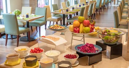 Holiday Inn Shanghai Hongqiao Central by IHG