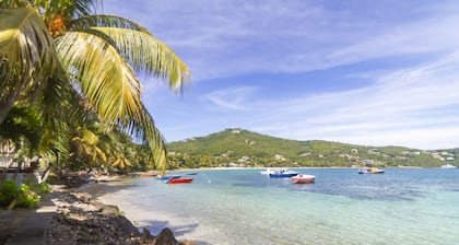 Bequia Beachfront Villa Hotel
