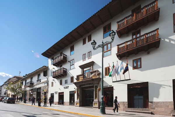 Fachada de la propiedad
