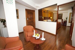 Ropa de cama de alta calidad y minibar