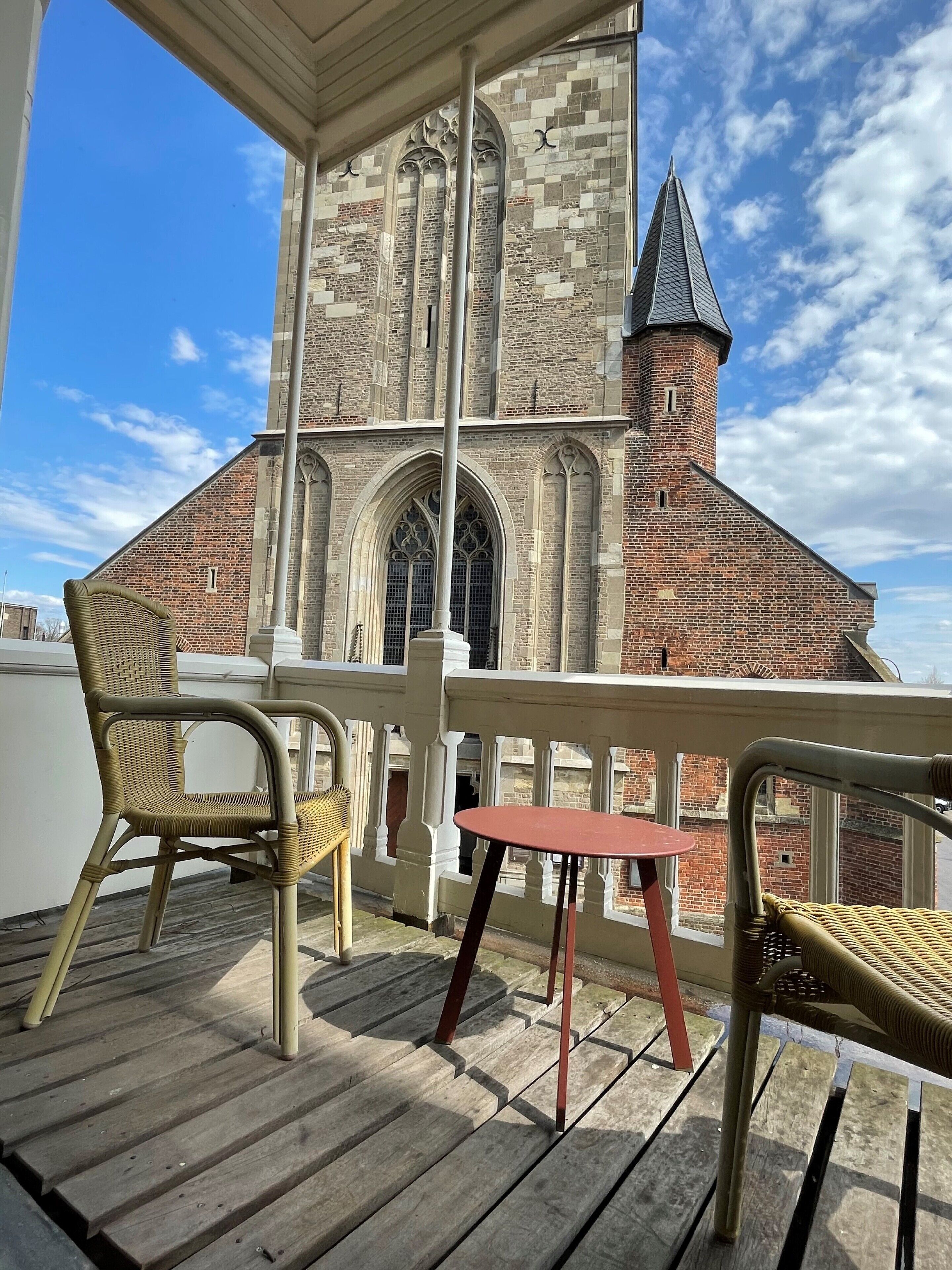 deluxe twin room | 1 bedroom, iron/ironing board, cots/infant beds, rollaway beds