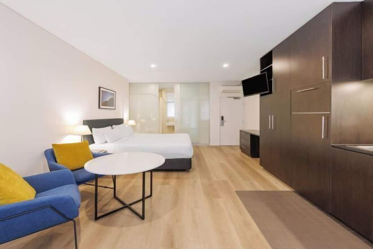 Premium bedding, desk, blackout curtains, soundproofing
