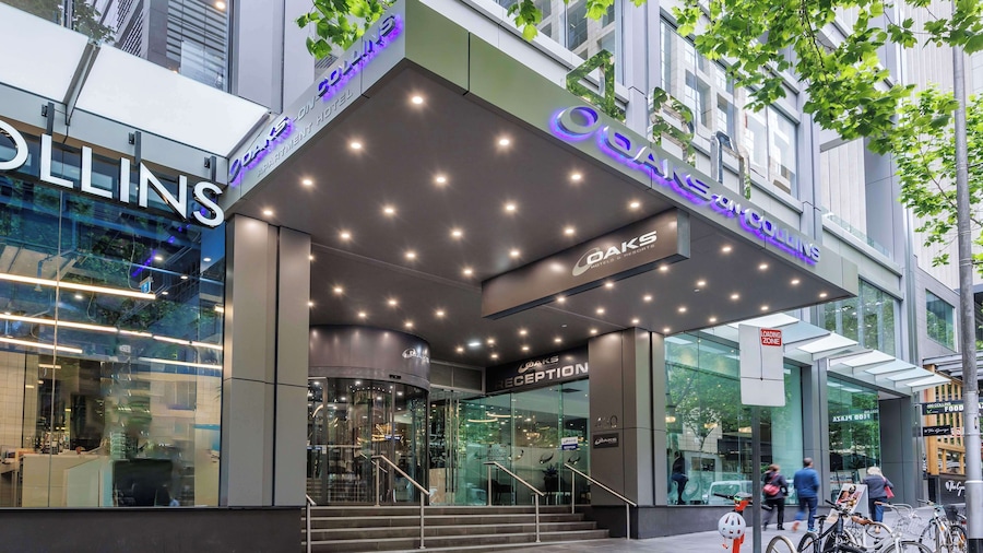 Oaks Melbourne on Collins Suites