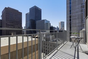 Exterior - Oaks Melbourne on Collins Suites (Melbourne)