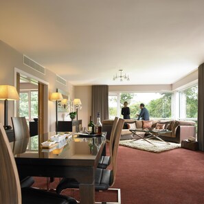 In-room safe, desk, iron/ironing board, free WiFi - Dunboyne Castle Hotel & Spa (Dunboyne)