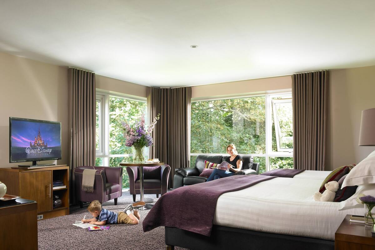 1 bedroom, in-room safe, desk, iron/ironing board