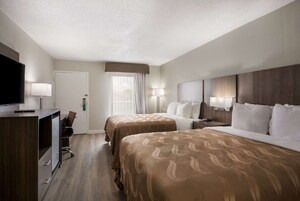 Escrivaninha, espaço de trabalho para notebook