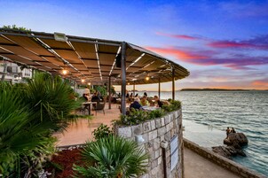 Se sirven desayunos, almuerzos y cenas