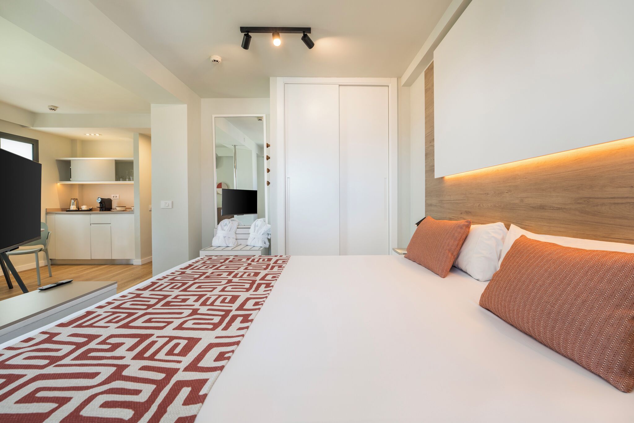 desk, iron/ironing board, free wifi, bed sheets