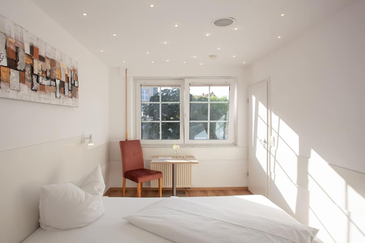 Standard Single Room | Minibar, desk, free WiFi, bed sheets
