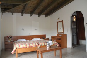 Double Room | 1 bedroom, premium bedding, minibar, in-room safe - Hotel Sea Bird (Corfu)