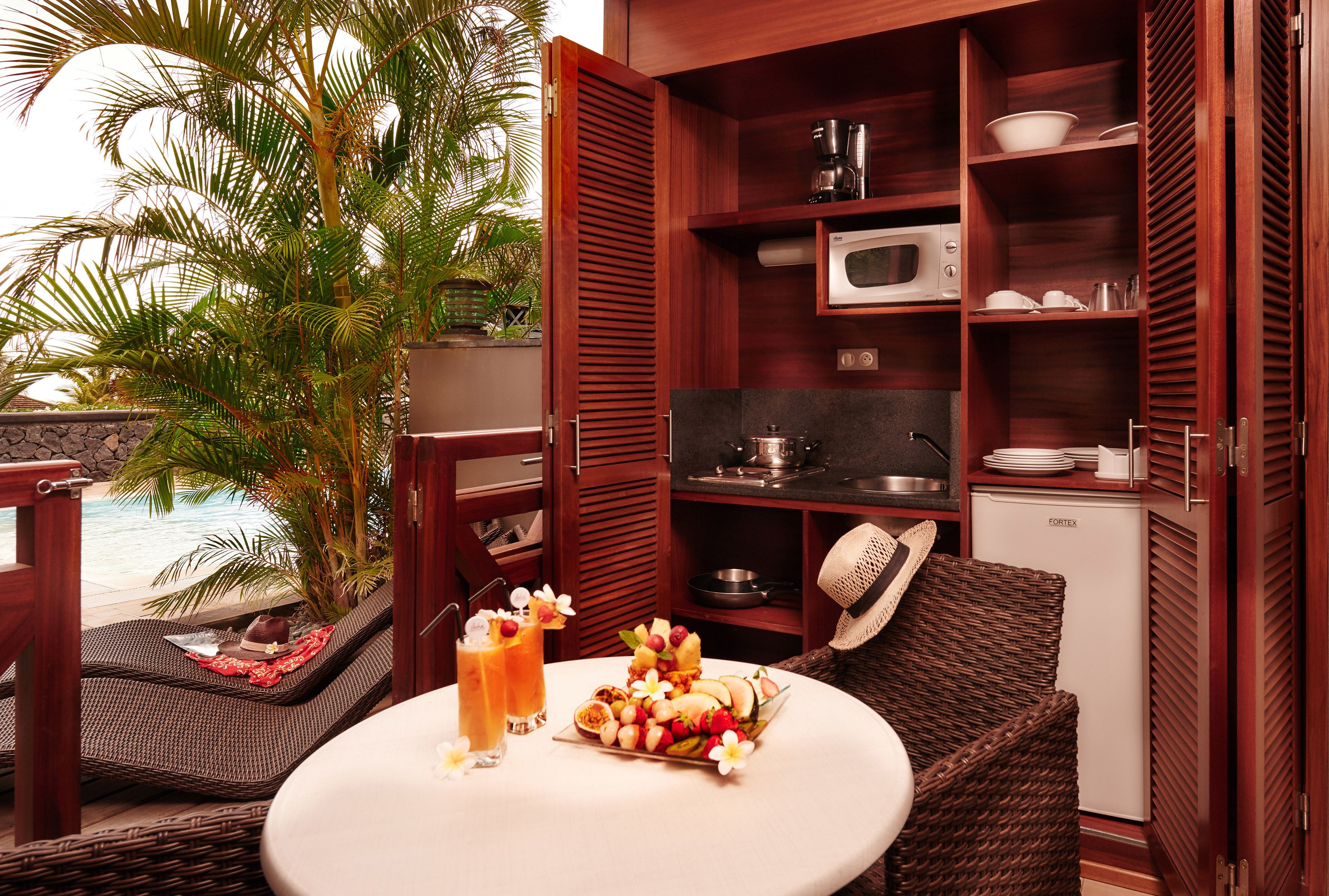 room (guetali) | private kitchenette | coffee/tea maker, electric kettle