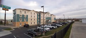 Exterior - WoodSpring Suites Lincoln Northeast I-80 (Lincoln)