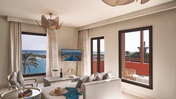 Suite, Ocean View | Living area