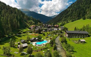 Exterior - Hoteldorf Grüner Baum (Bad Gastein)