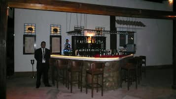 Bar junto a la piscina