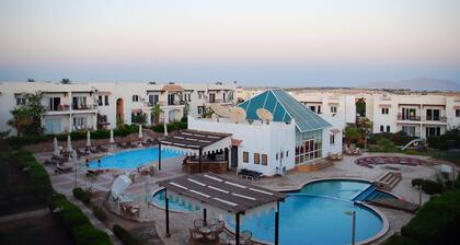 Logaina Sharm Resort