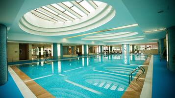 Indoor pool, outdoor pool