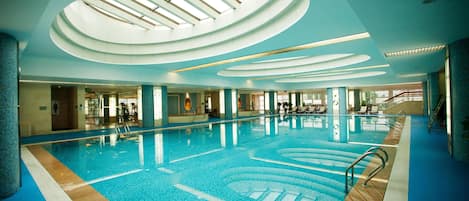 Indoor pool, outdoor pool