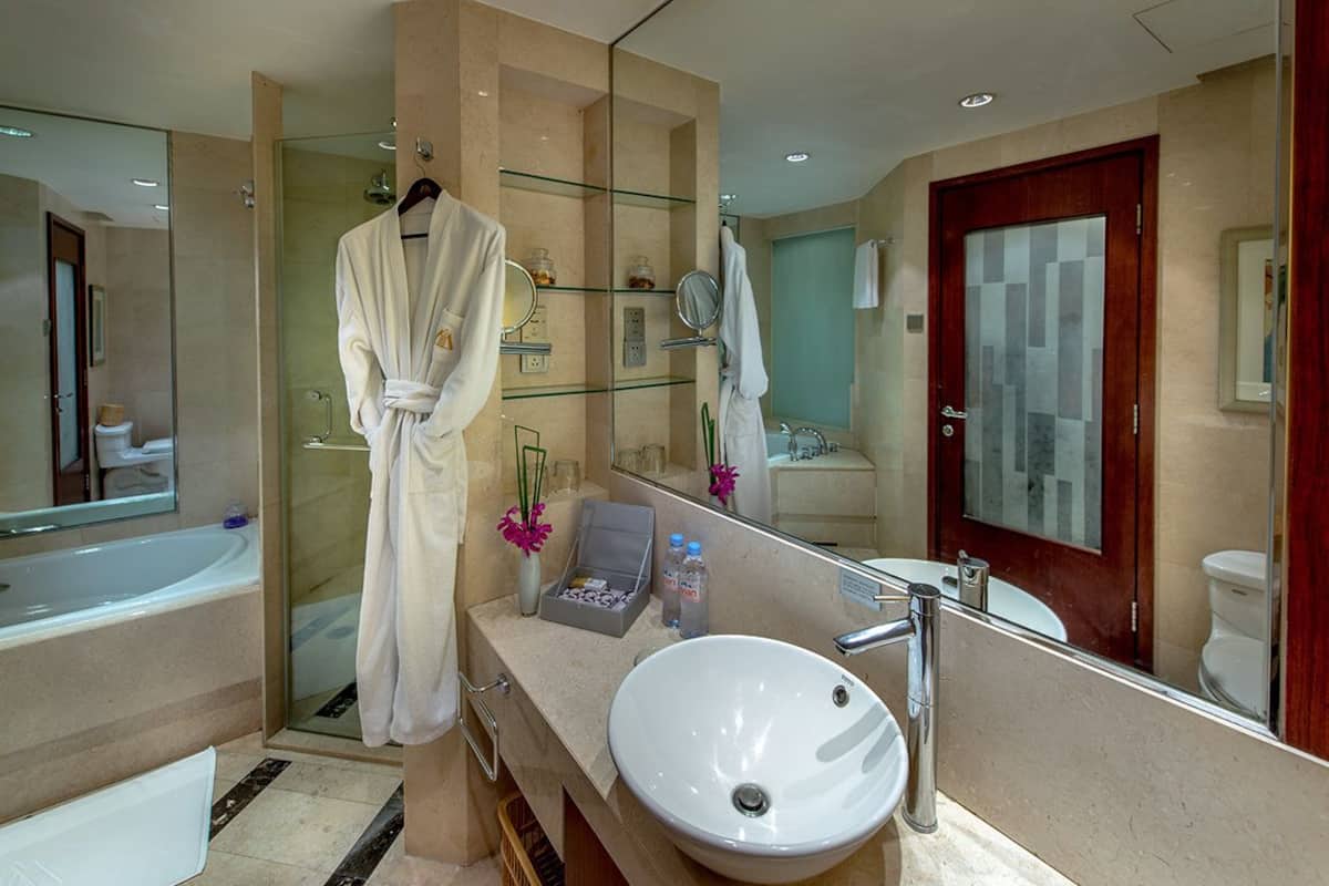 Standard Room | Bathroom