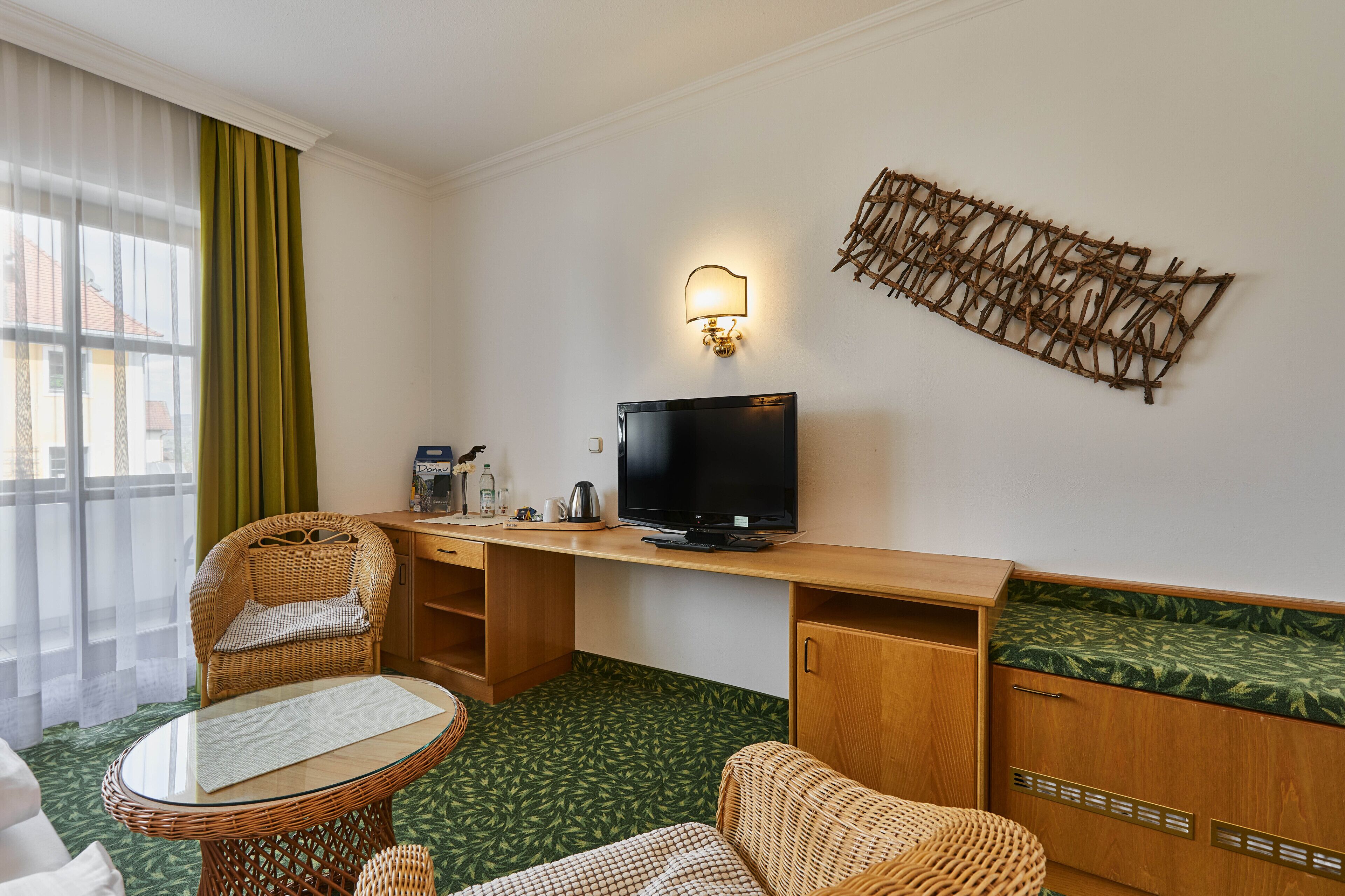 classic double room | living area | 32-inch flat-screen tv with satellite channels, tv