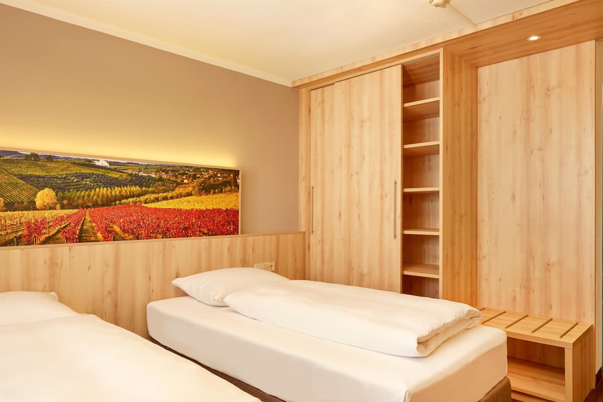Comfort Single Room | Premium bedding, down comforters, desk, blackout drapes