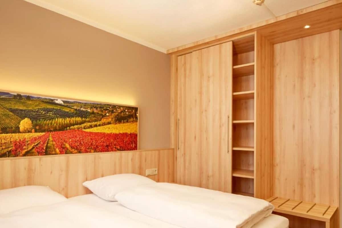 Literie de qualité supérieure, couette en duvet d'oie, bureau