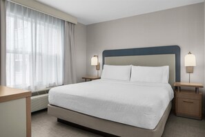 Blackout curtains, soundproofing, iron/ironing board - Homewood Suites by Hilton Burlington (Burlington)