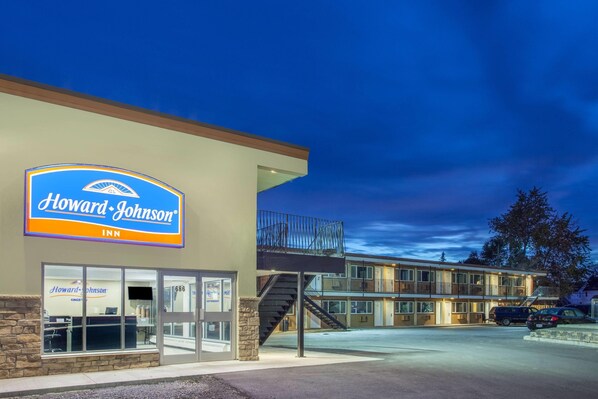 Exterior - Howard Johnson by Wyndham Kingston (Kingston)