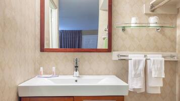 Standard Room, 2 Queen Beds, Non Smoking | Soundproofing, iron/ironing board, free cots/infant beds, free WiFi