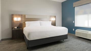 熨斗/熨衣板、免費無線上網、床單、鬧鐘