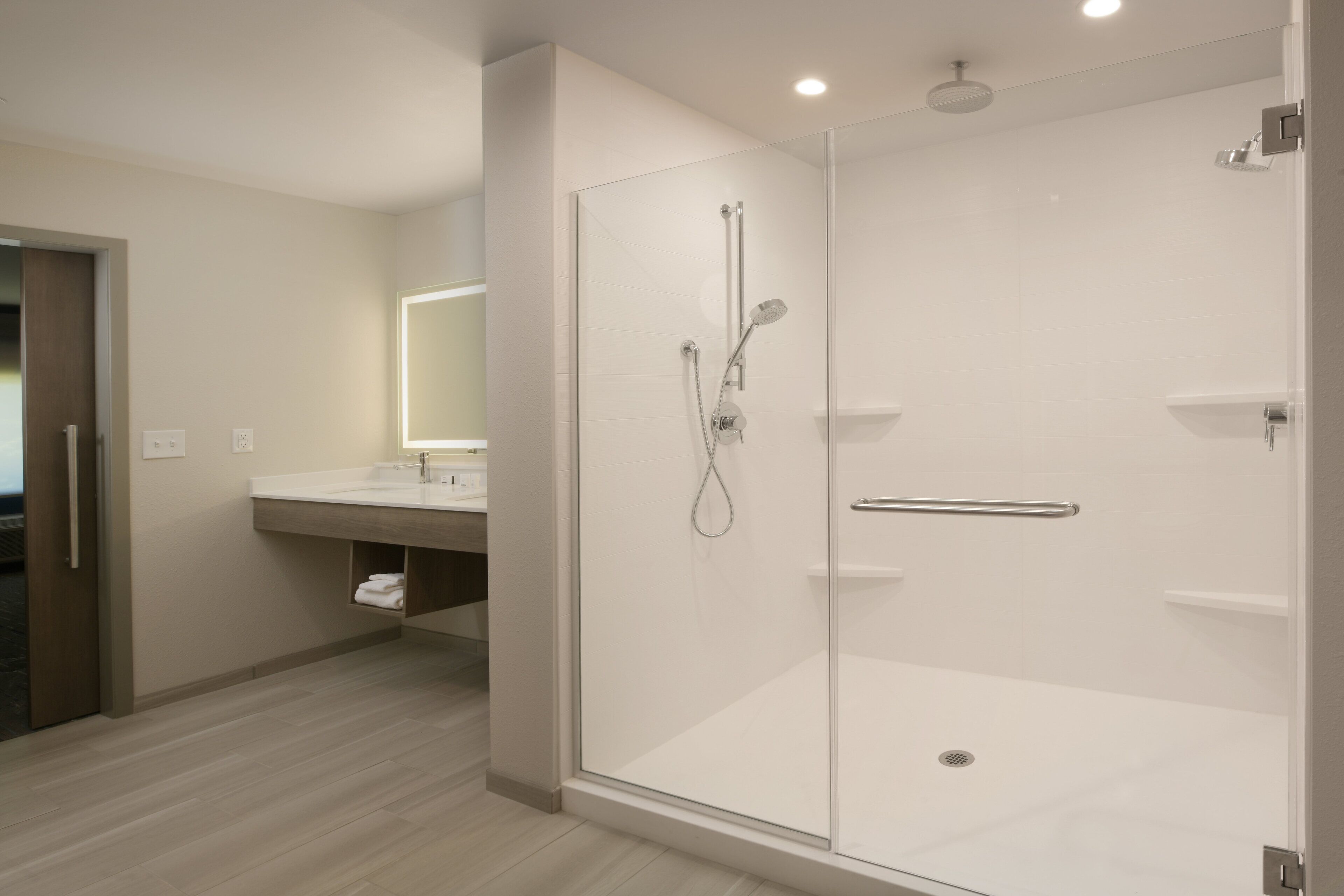 Suite, 1 King Bed | Bathroom