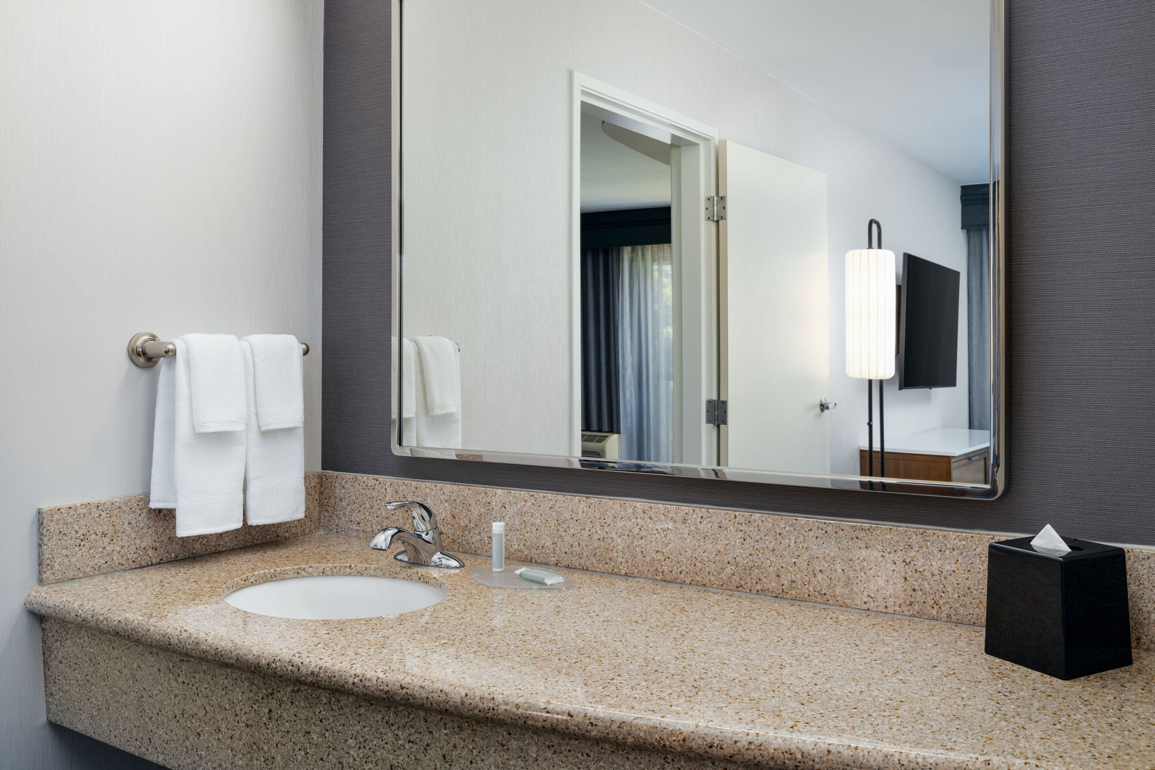 suite, 1 bedroom | desk, blackout curtains, iron/ironing board, free wifi