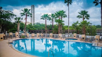 Piscine extérieure