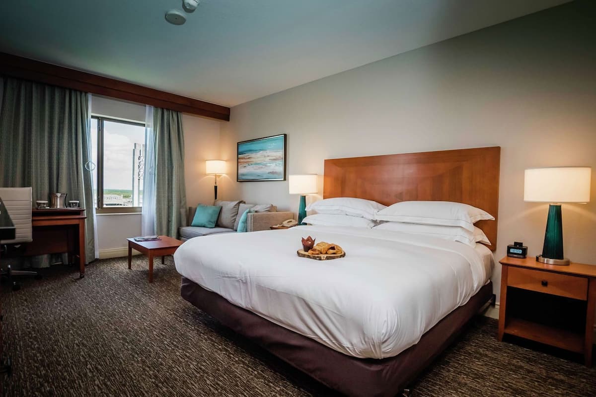 Premium bedding, pillowtop beds, in-room safe, desk