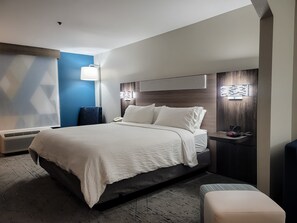 Standard Room, 1 King Bed