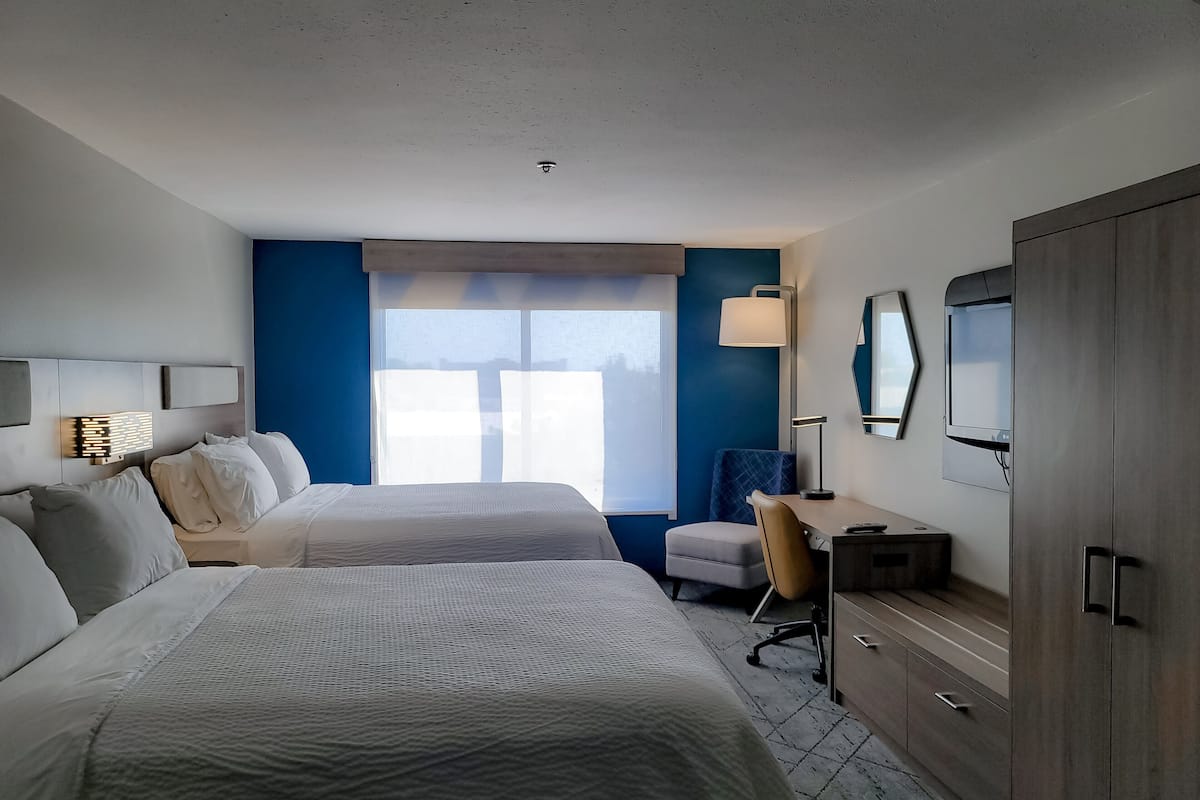 In-room safe, desk, iron/ironing board, free cots/infant beds