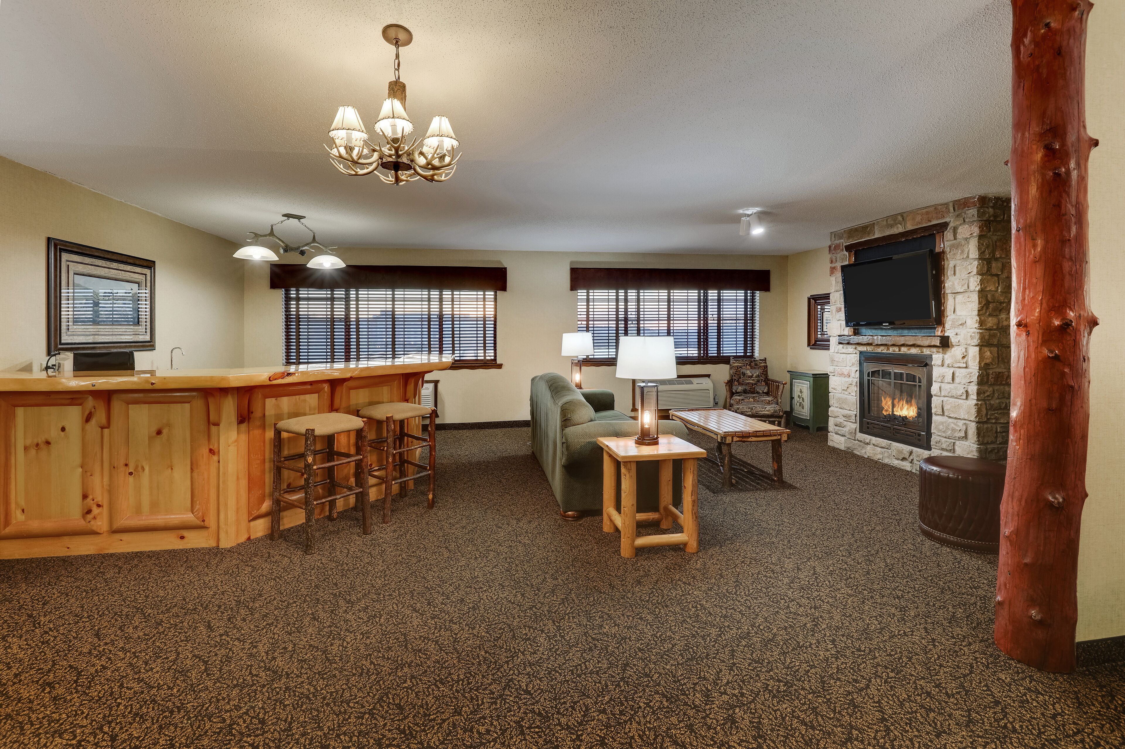 superior suite, 1 king bed with sofa bed, hot tub | desk, iron/ironing board, free cots/infant beds, rollaway beds