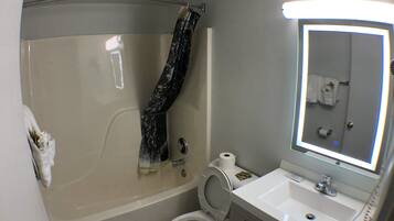 King Memory Foam Mountain View | Bathroom