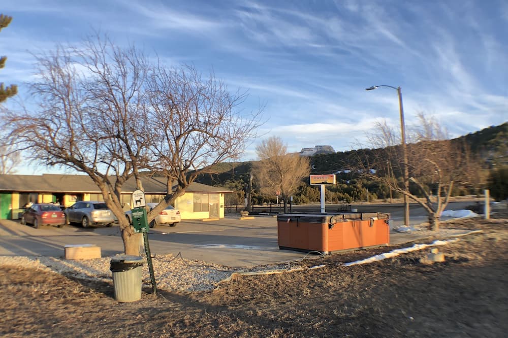 Tower 64 Motel & RV Park