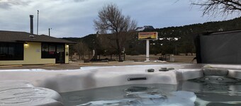 Tower 64 Motel & RV Park